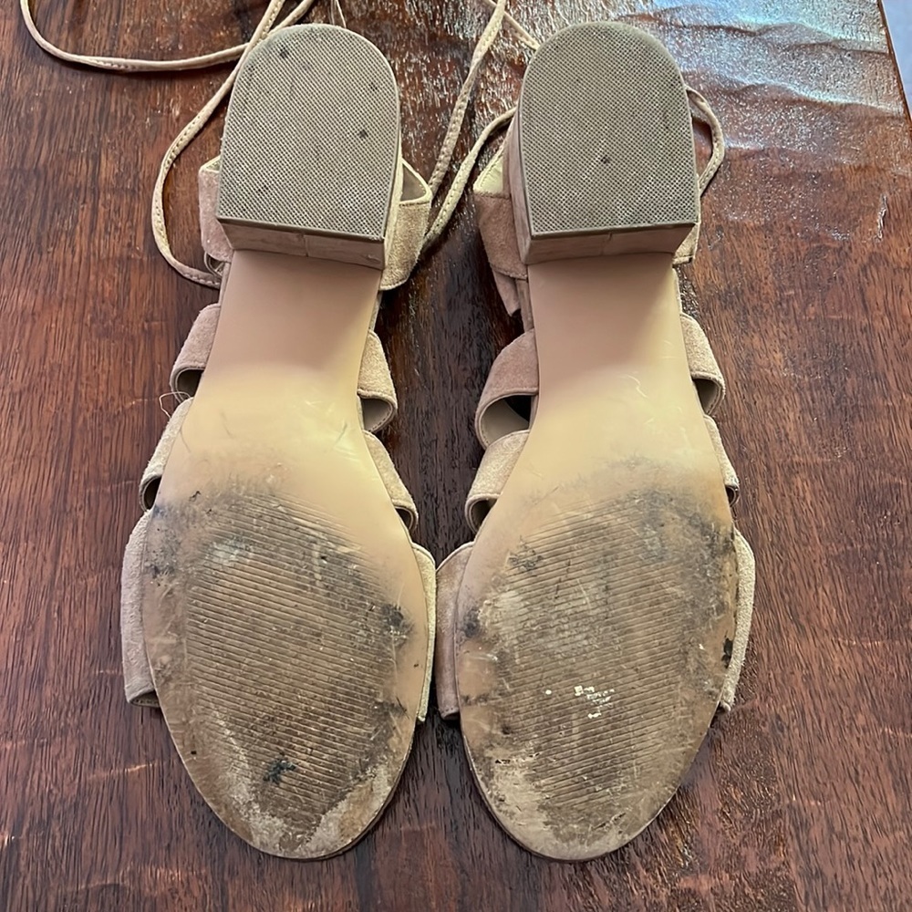 Steve Madden Kittyy Heel in Sand Suede. Sz 10. EUC - Picture 5 of 7